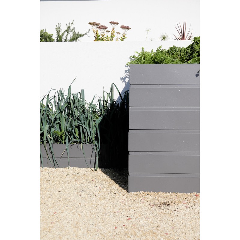 Carrés potagers côte à côté avec hauteurs différentes